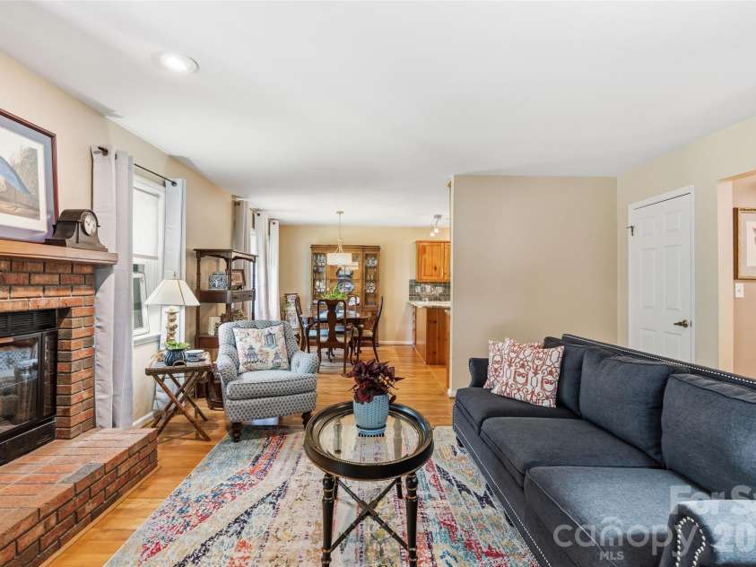 20 Mallard Court, Brevard, NC 28712.  MLS# CAR4419933, YatesRealty ID 29920. 