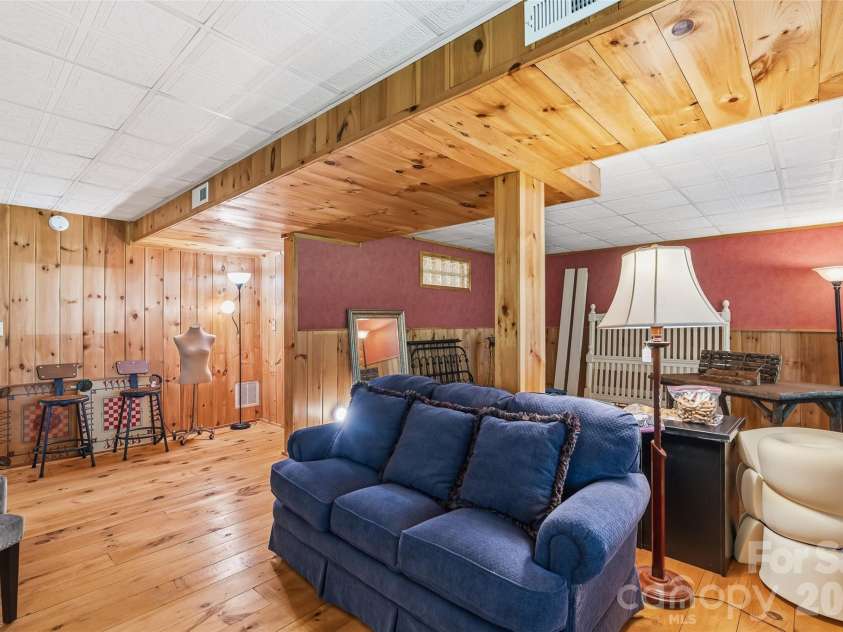 20 Mallard Court, Brevard, NC 28712.  MLS# CAR4419933, YatesRealty ID 29920. 