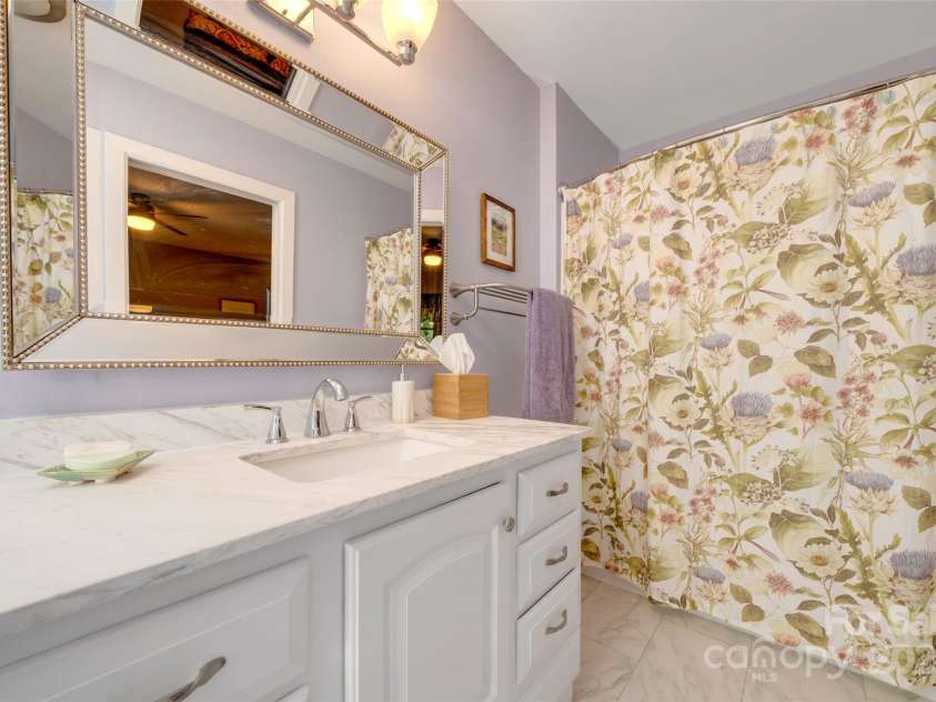 1104 High Vista Drive, Mills River, NC 28759.  MLS# CAR4287217, YatesRealty ID 29921. 
