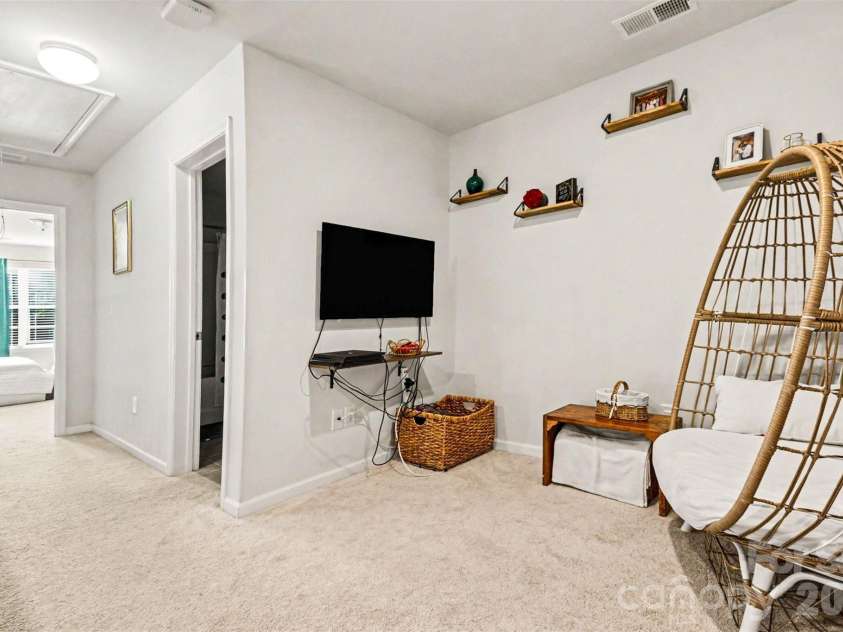 11530 Red Rust Lane, Charlotte, NC 28277.  MLS# CAR4390544, YatesRealty ID 29921. 