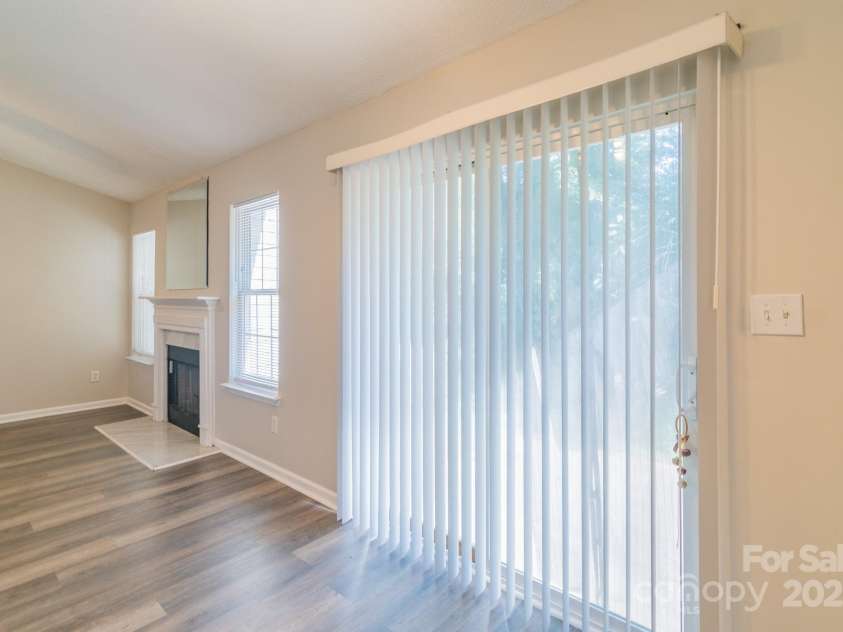 4213 Rosy Mound Lane, Charlotte, NC 28216.  MLS# CAR4231233, YatesRealty ID 29922. 
