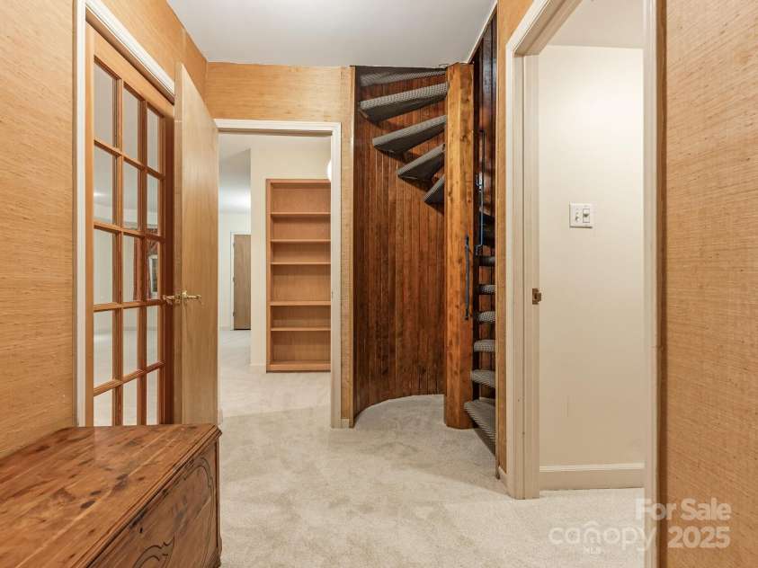 3310 Windbluff Drive, Charlotte, NC 28277.  MLS# CAR4269901, YatesRealty ID 29923. Basement