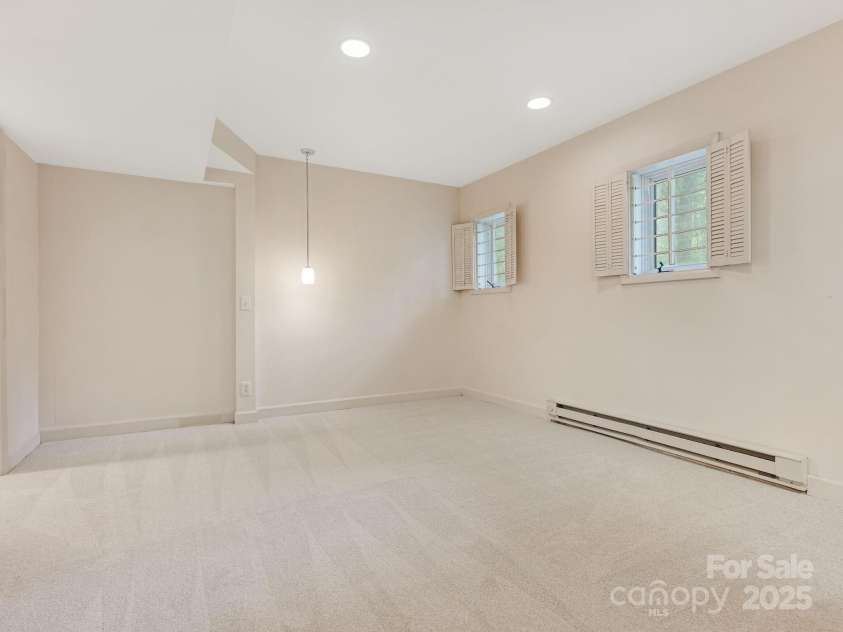 3310 Windbluff Drive, Charlotte, NC 28277.  MLS# CAR4269901, YatesRealty ID 29923. Bedroom 4 in Basement