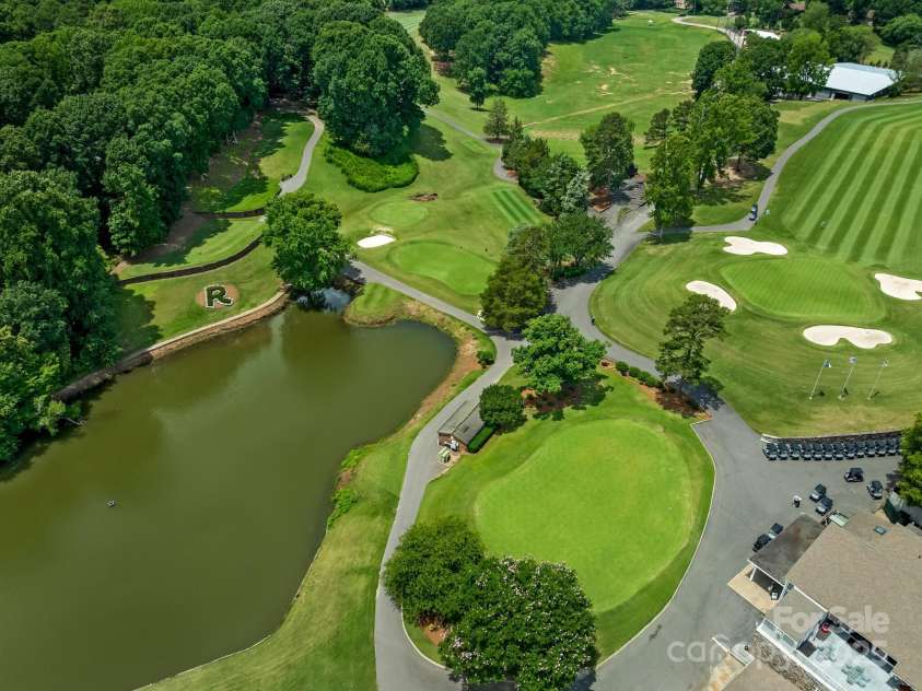 3310 Windbluff Drive, Charlotte, NC 28277.  MLS# CAR4269901, YatesRealty ID 29923. Raintree County Club