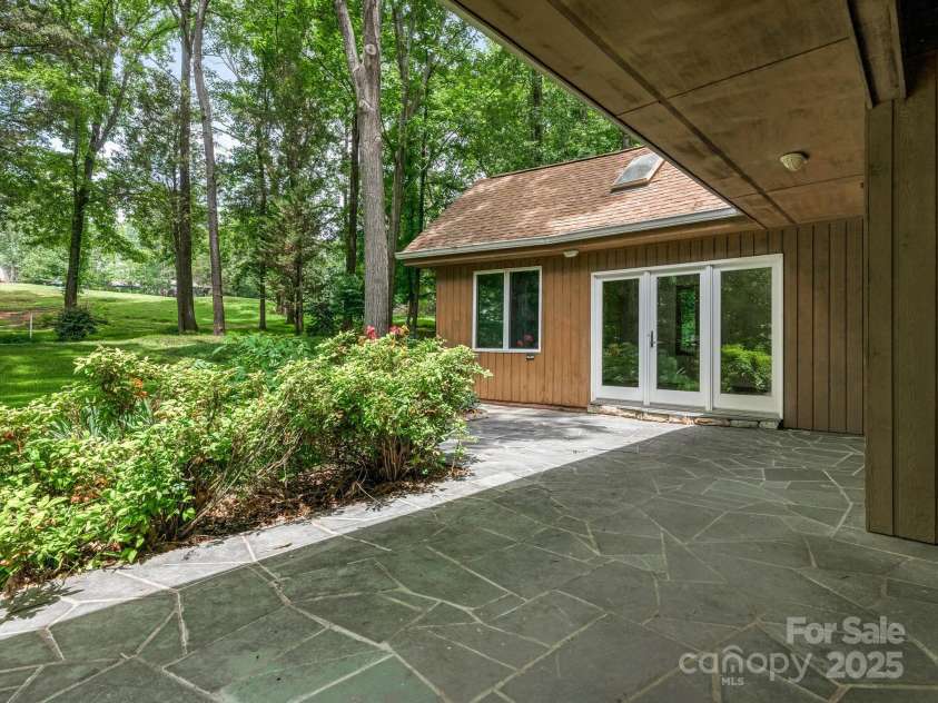 3310 Windbluff Drive, Charlotte, NC 28277.  MLS# CAR4269901, YatesRealty ID 29923. Rear Exterior