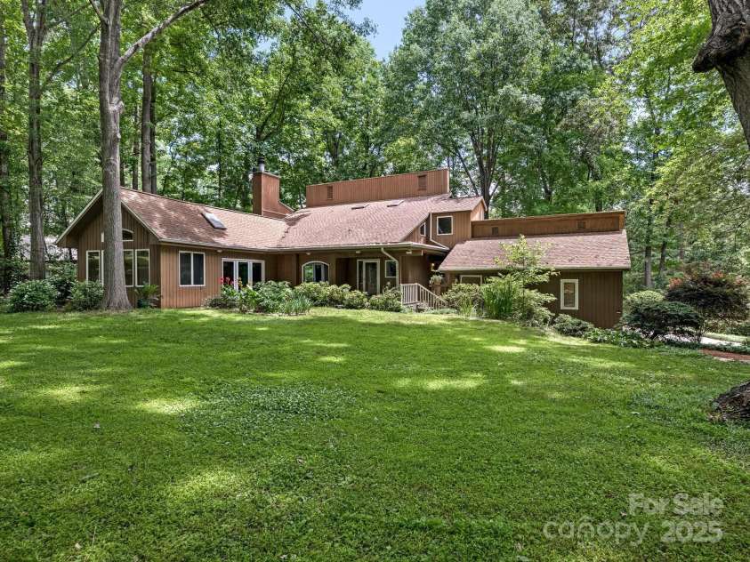 3310 Windbluff Drive, Charlotte, NC 28277.  MLS# CAR4269901, YatesRealty ID 29923. Rear Exterior