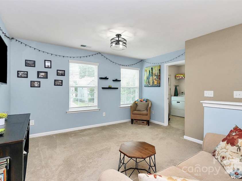 10369 Hillsborough Street, Huntersville, NC 28078.  MLS# CAR4283679, YatesRealty ID 29924. 
