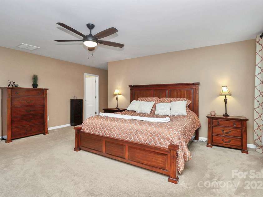 10369 Hillsborough Street, Huntersville, NC 28078.  MLS# CAR4283679, YatesRealty ID 29924. 