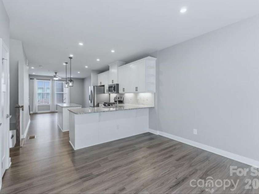 119 Music Hall Way, Charlotte, NC 28203.  MLS# CAR4368231, YatesRealty ID 29924. 