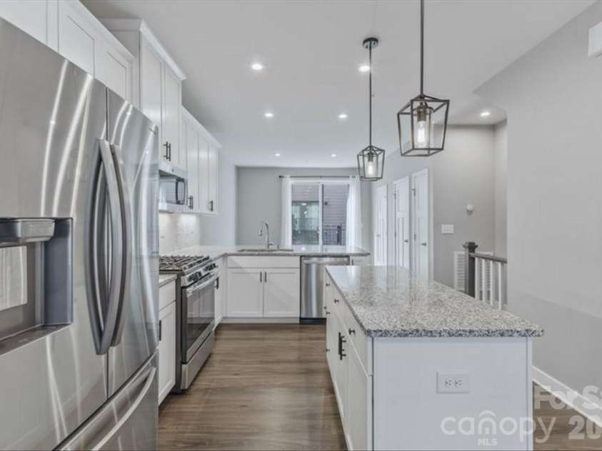 119 Music Hall Way, Charlotte, NC 28203.  MLS# CAR4368231, YatesRealty ID 29924. 