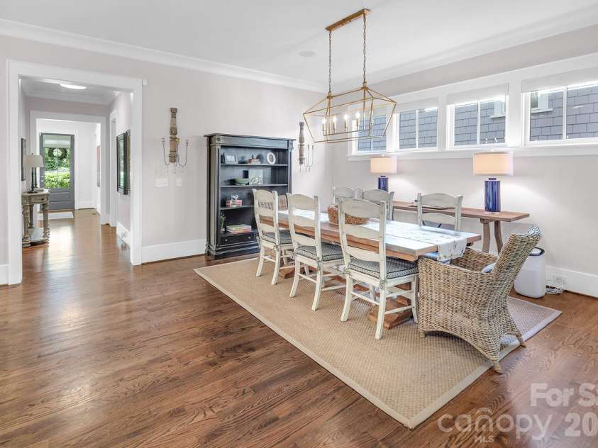 520 Hillside Avenue, Charlotte, NC 28209.  MLS# CAR4380698, YatesRealty ID 29927. 