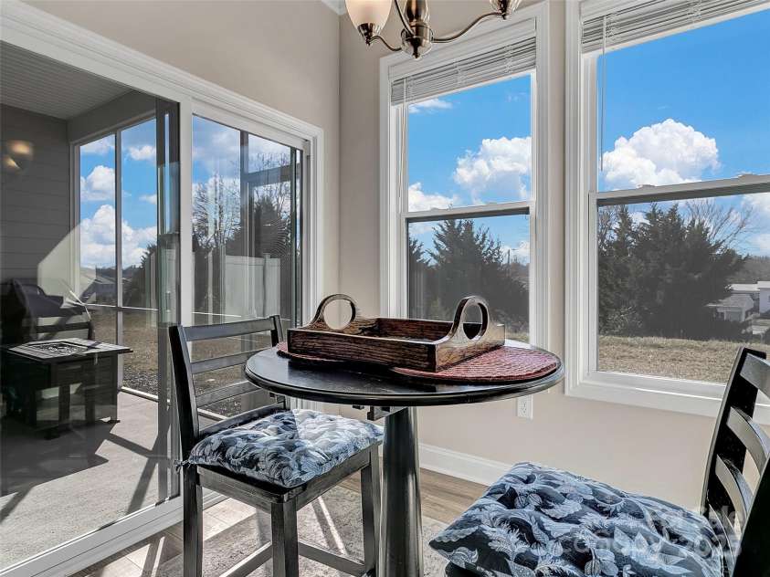 49 Fox Cove Road, Hendersonville, NC 28792.  MLS# CAR4226426, YatesRealty ID 2993. 