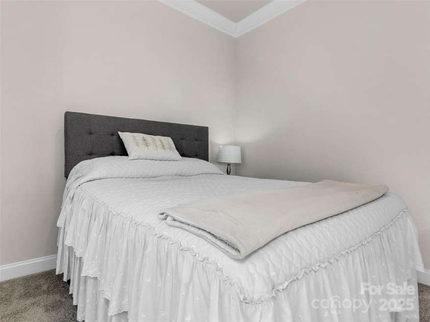 49 Fox Cove Road, Hendersonville, NC 28792.  MLS# CAR4226426, YatesRealty ID 2993. 