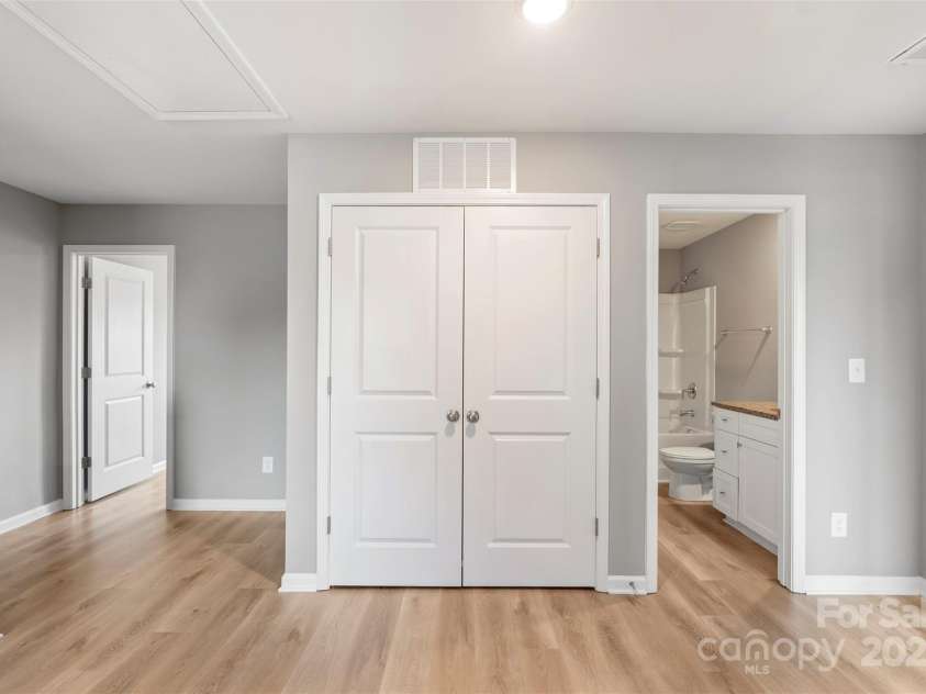 4775 Sherrills Ford Road, Salisbury, NC 28147.  MLS# CAR4286449, YatesRealty ID 29930. 