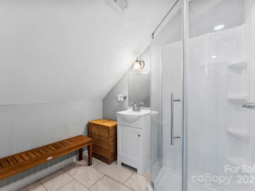 5418 Commodore Place, Clover, SC 29710.  MLS# CAR4256873, YatesRealty ID 29931. 