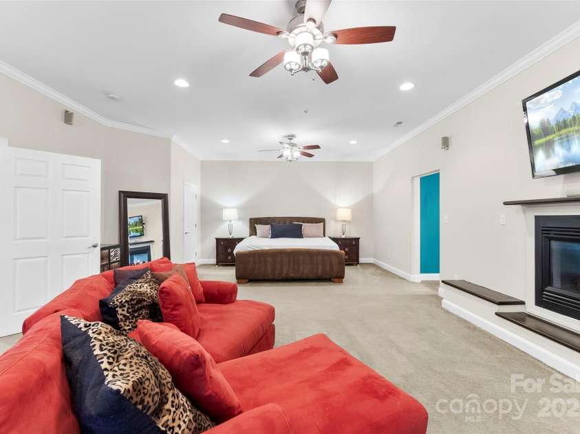 5418 Commodore Place, Clover, SC 29710.  MLS# CAR4256873, YatesRealty ID 29931. Primary bedroom downstairs