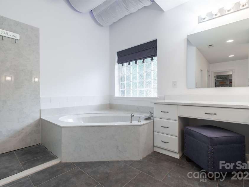 5418 Commodore Place, Clover, SC 29710.  MLS# CAR4256873, YatesRealty ID 29931. Refreshed primary bath