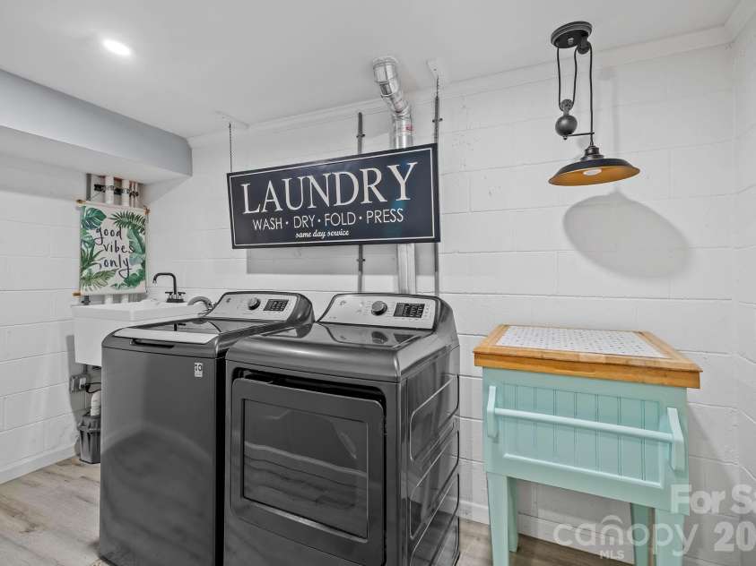 11 Grenadier Court, Candler, NC 28715.  MLS# CAR4388506, YatesRealty ID 29932. 