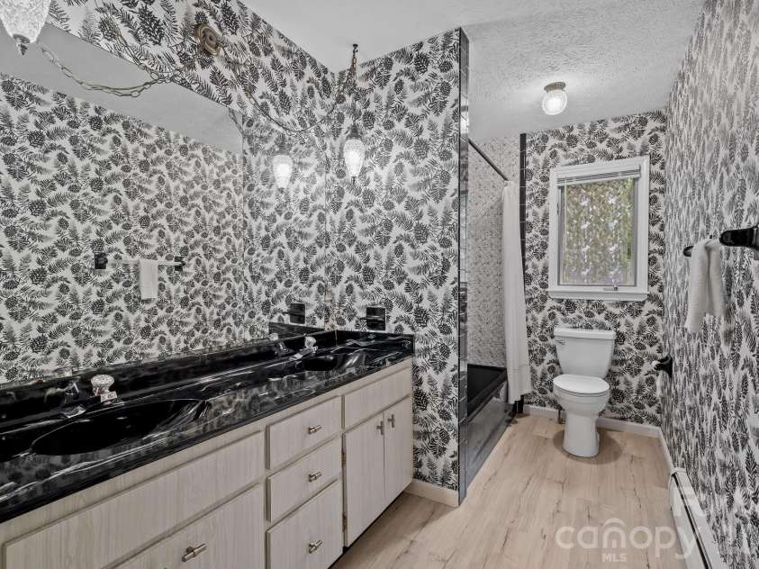11 Grenadier Court, Candler, NC 28715.  MLS# CAR4388506, YatesRealty ID 29932. 