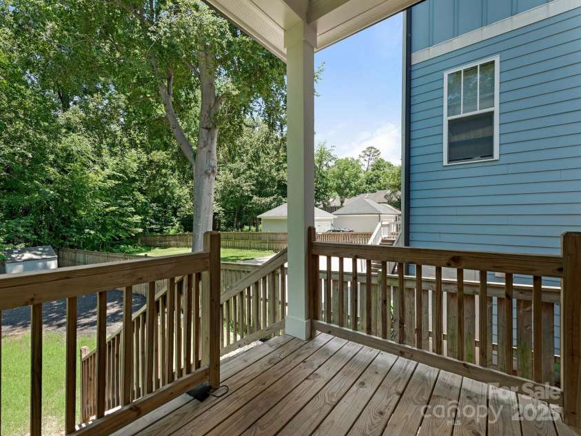 3009 Commonwealth Avenue, Charlotte, NC 28205.  MLS# CAR4277083, YatesRealty ID 29932. Back Porch