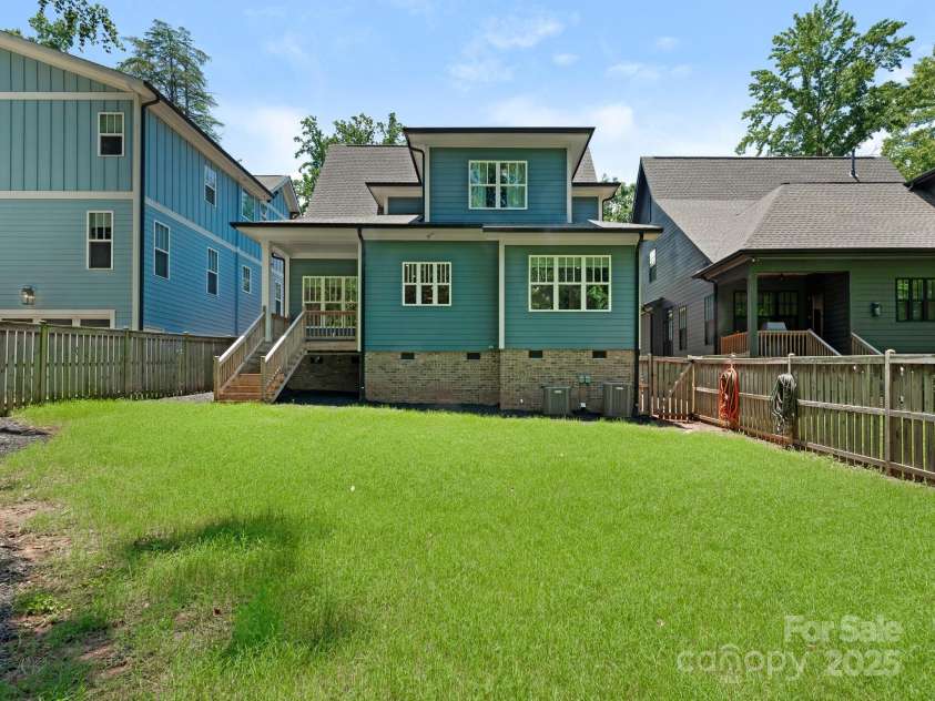 3009 Commonwealth Avenue, Charlotte, NC 28205.  MLS# CAR4277083, YatesRealty ID 29932. Rear Exterior
