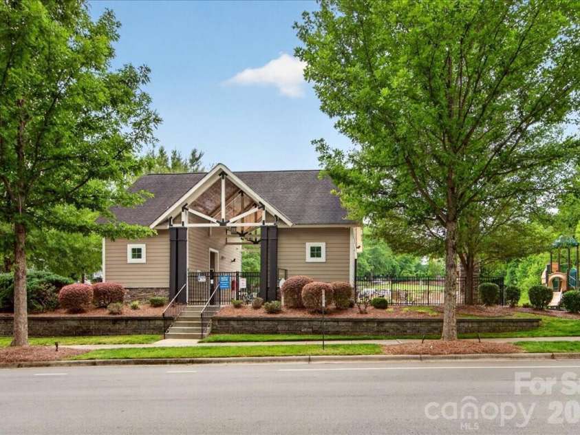 12422 Brenthaven Drive, Davidson, NC 28036.  MLS# CAR4387323, YatesRealty ID 29933. Pool/clubhouse.