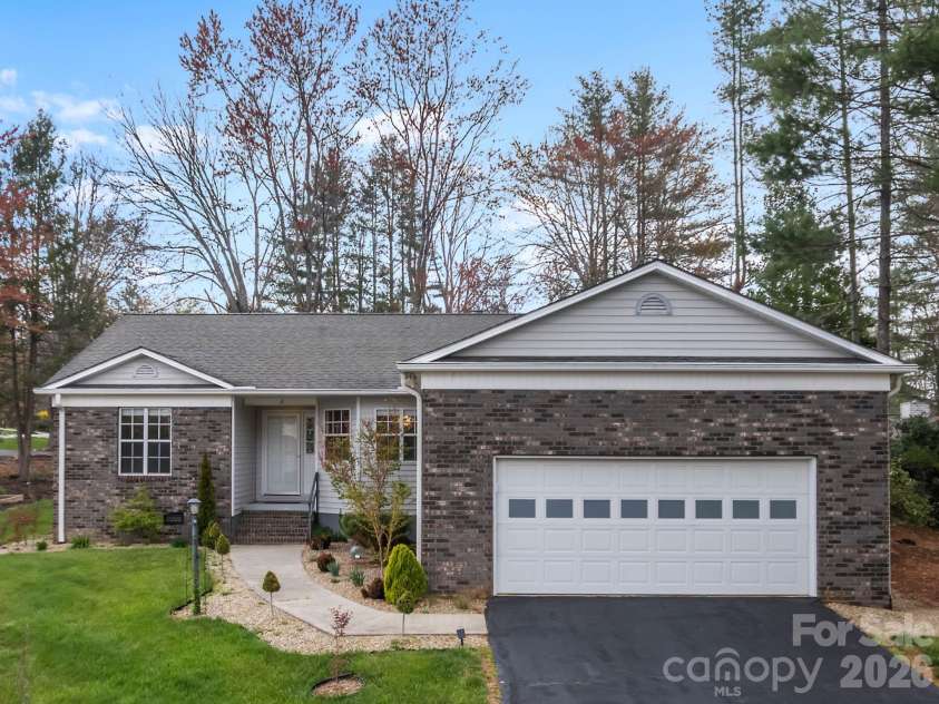 2 Manakiki Court, Etowah, NC 28729.  MLS# CAR4389723, YatesRealty ID 29934. 