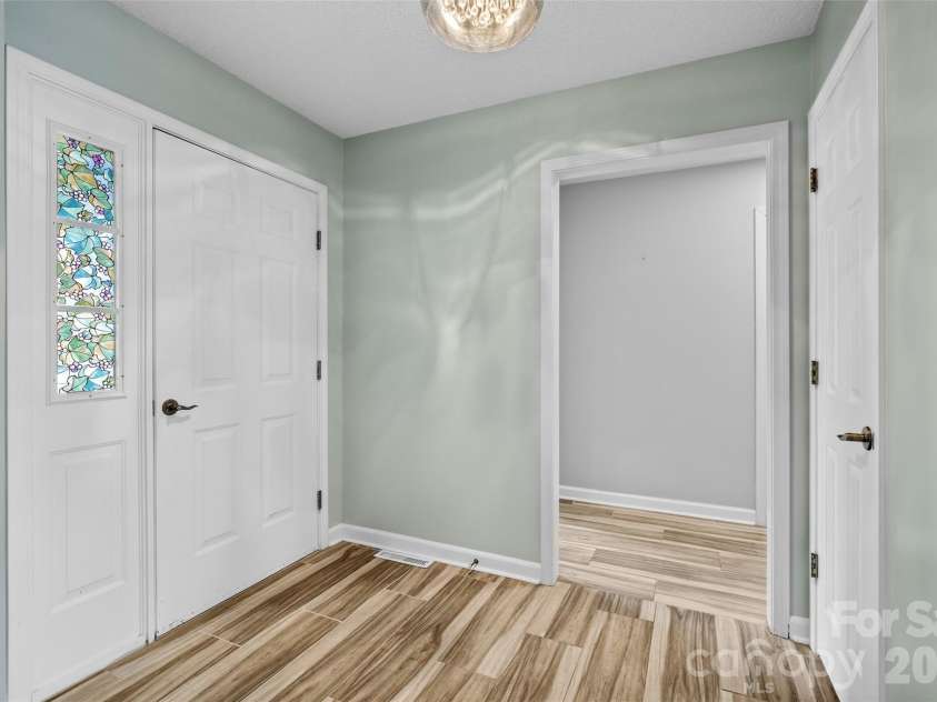 2 Manakiki Court, Etowah, NC 28729.  MLS# CAR4389723, YatesRealty ID 29934. 
