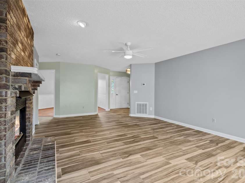2 Manakiki Court, Etowah, NC 28729.  MLS# CAR4389723, YatesRealty ID 29934. 