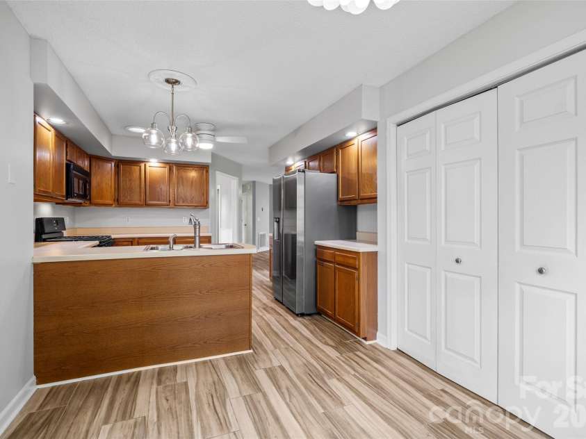 2 Manakiki Court, Etowah, NC 28729.  MLS# CAR4389723, YatesRealty ID 29934. 