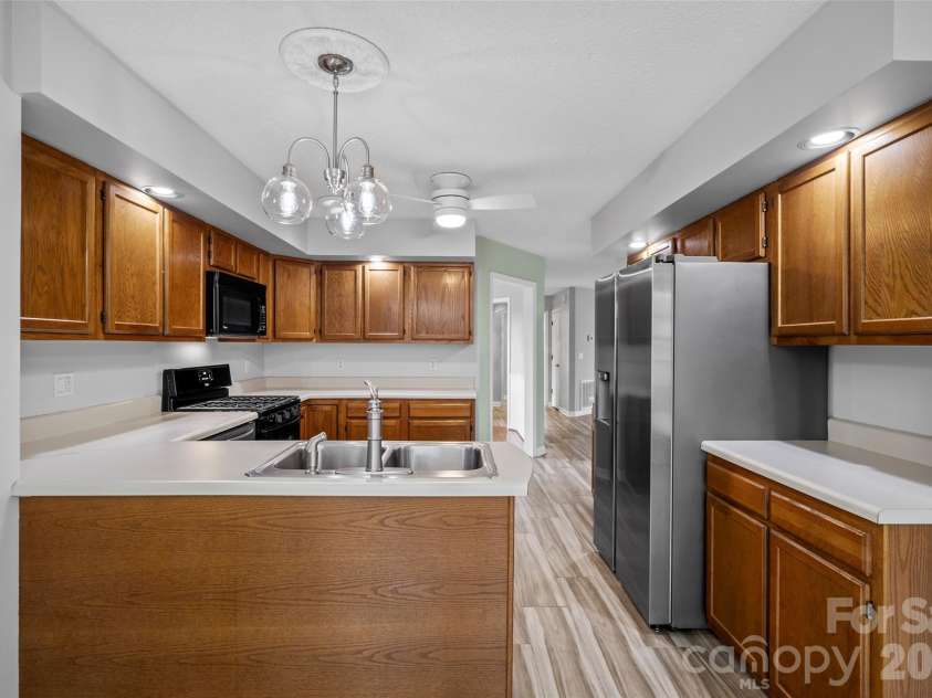 2 Manakiki Court, Etowah, NC 28729.  MLS# CAR4389723, YatesRealty ID 29934. 
