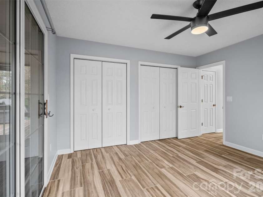 2 Manakiki Court, Etowah, NC 28729.  MLS# CAR4389723, YatesRealty ID 29934. 