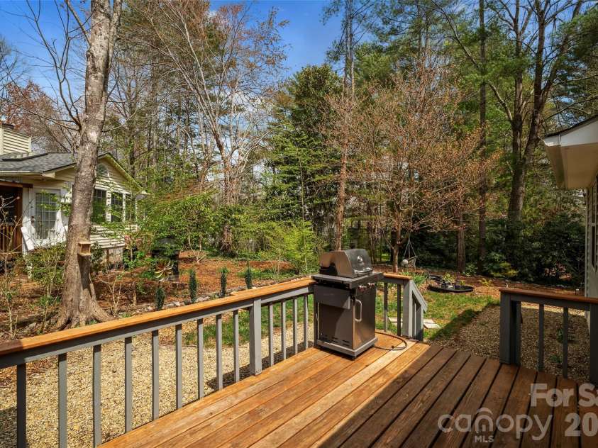 2 Manakiki Court, Etowah, NC 28729.  MLS# CAR4389723, YatesRealty ID 29934. 