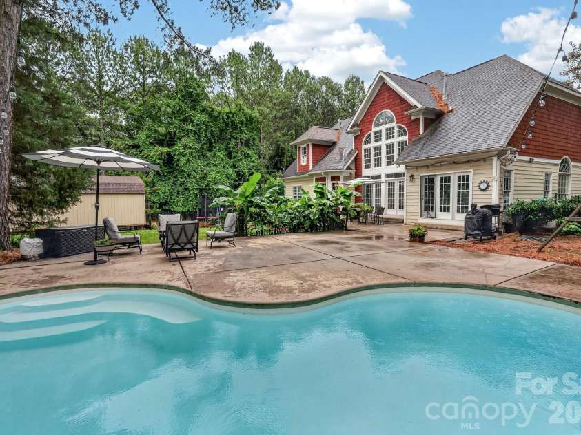 173 Yellow Jacket Circle, Mooresville, NC 28117.  MLS# CAR4390039, YatesRealty ID 29935. 