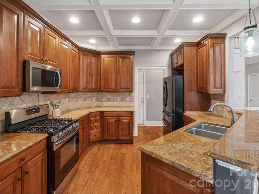 173 Yellow Jacket Circle, Mooresville, NC 28117.  MLS# CAR4390039, YatesRealty ID 29935. 