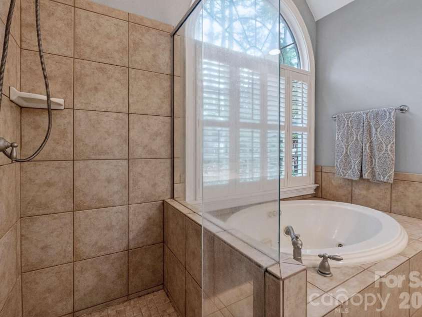 173 Yellow Jacket Circle, Mooresville, NC 28117.  MLS# CAR4390039, YatesRealty ID 29935. 