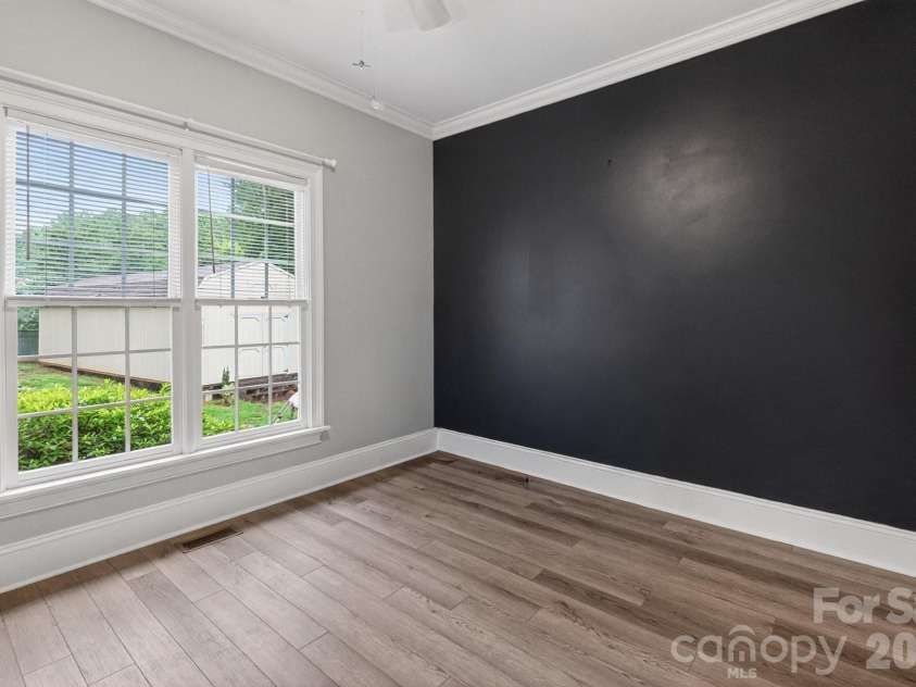 173 Yellow Jacket Circle, Mooresville, NC 28117.  MLS# CAR4390039, YatesRealty ID 29935. 