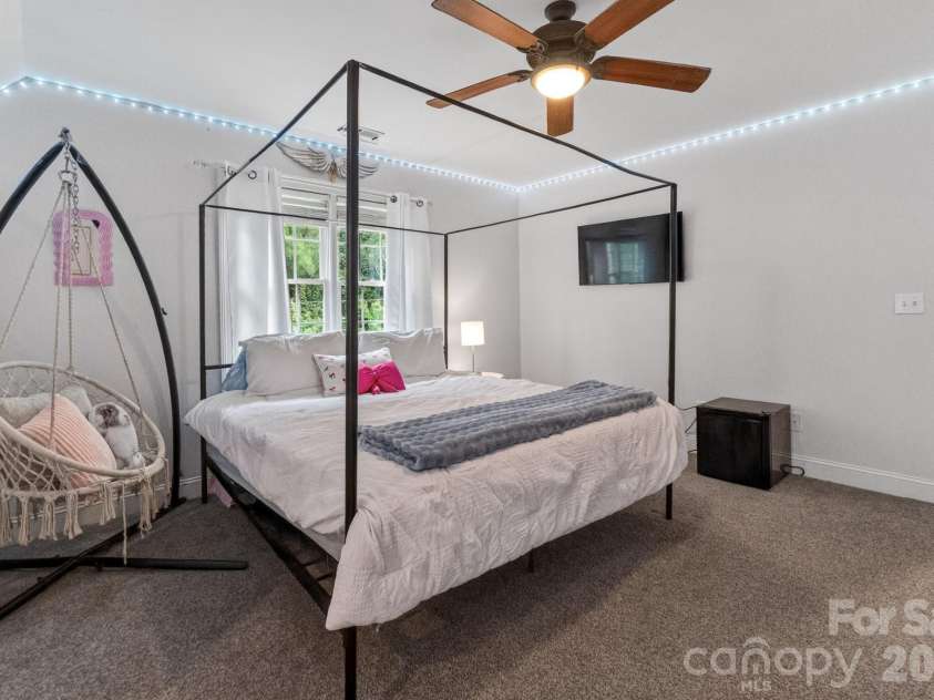 173 Yellow Jacket Circle, Mooresville, NC 28117.  MLS# CAR4390039, YatesRealty ID 29935. 