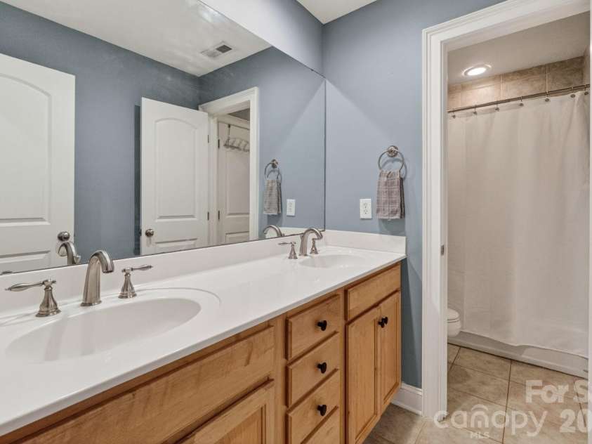173 Yellow Jacket Circle, Mooresville, NC 28117.  MLS# CAR4390039, YatesRealty ID 29935. 