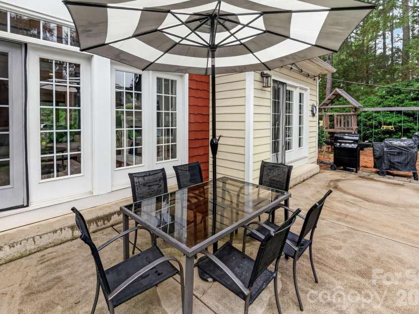 173 Yellow Jacket Circle, Mooresville, NC 28117.  MLS# CAR4390039, YatesRealty ID 29935. 