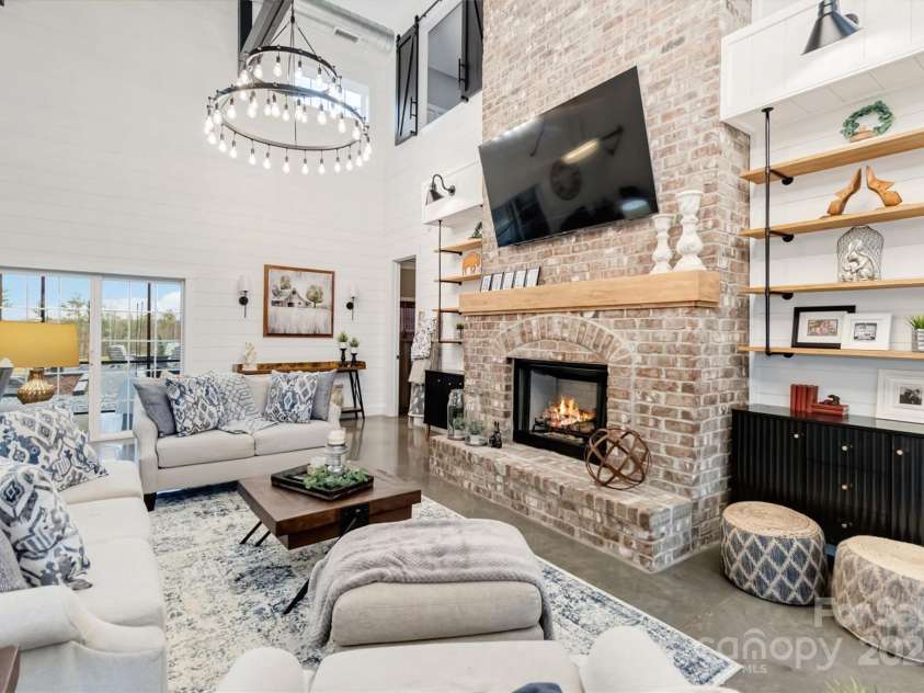 2288 Boheler Road, Clover, SC 29710.  MLS# CAR4224051, YatesRealty ID 29935. 