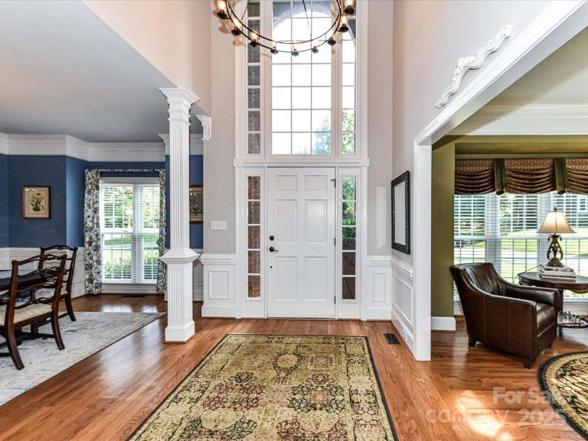 3401 Cresta Court, Charlotte, NC 28269.  MLS# CAR4274525, YatesRealty ID 29936. 