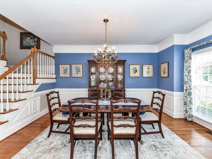 3401 Cresta Court, Charlotte, NC 28269.  MLS# CAR4274525, YatesRealty ID 29936. 