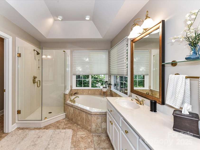 3401 Cresta Court, Charlotte, NC 28269.  MLS# CAR4274525, YatesRealty ID 29936. 