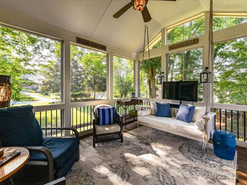 3401 Cresta Court, Charlotte, NC 28269.  MLS# CAR4274525, YatesRealty ID 29936. 