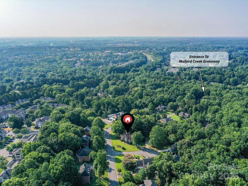 3401 Cresta Court, Charlotte, NC 28269.  MLS# CAR4274525, YatesRealty ID 29936. 