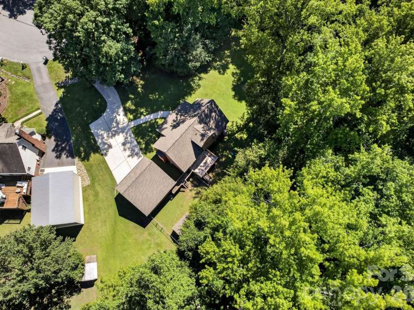 4881 Hickory Nut Court, Rock Hill, SC 29730.  MLS# CAR4389865, YatesRealty ID 29936. 