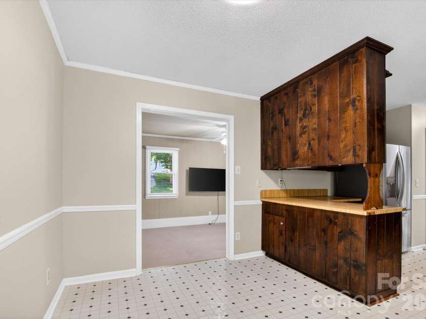 4881 Hickory Nut Court, Rock Hill, SC 29730.  MLS# CAR4389865, YatesRealty ID 29936. 