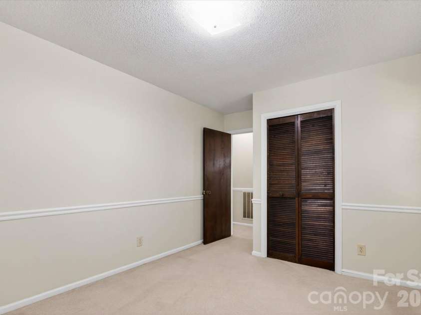 4881 Hickory Nut Court, Rock Hill, SC 29730.  MLS# CAR4389865, YatesRealty ID 29936. 