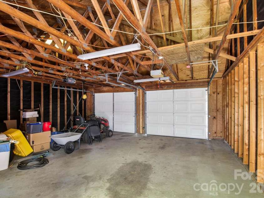 4881 Hickory Nut Court, Rock Hill, SC 29730.  MLS# CAR4389865, YatesRealty ID 29936. 